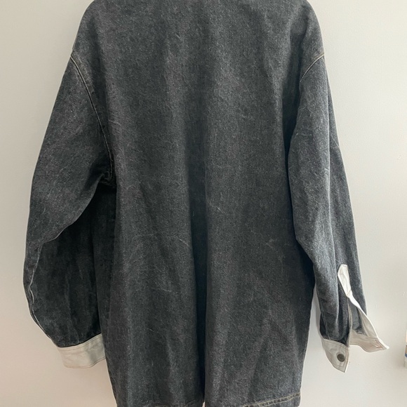 Fall 🍂🍁 Vintage Jean Jacket - Picture 4 of 4